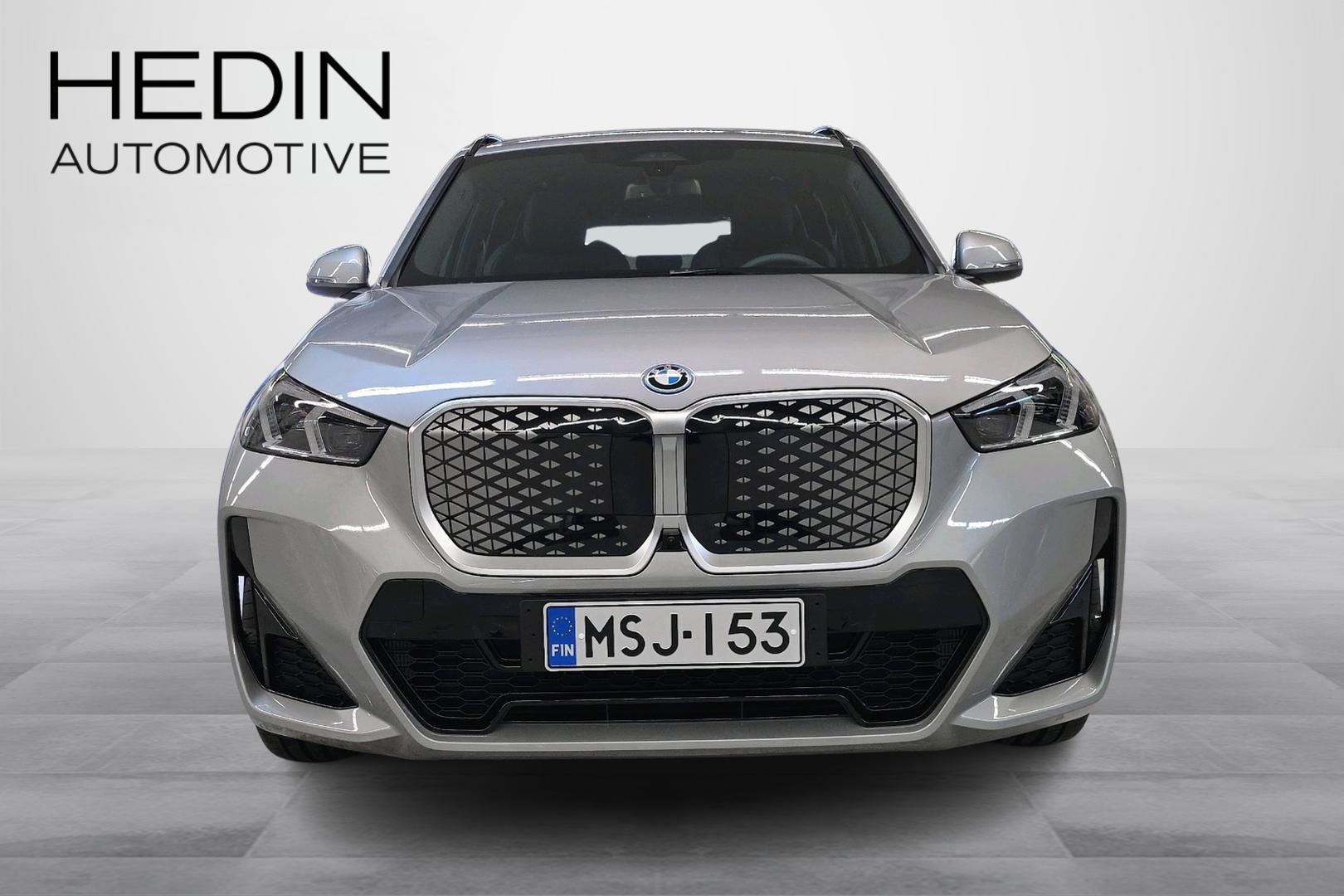BMW iX1 2026