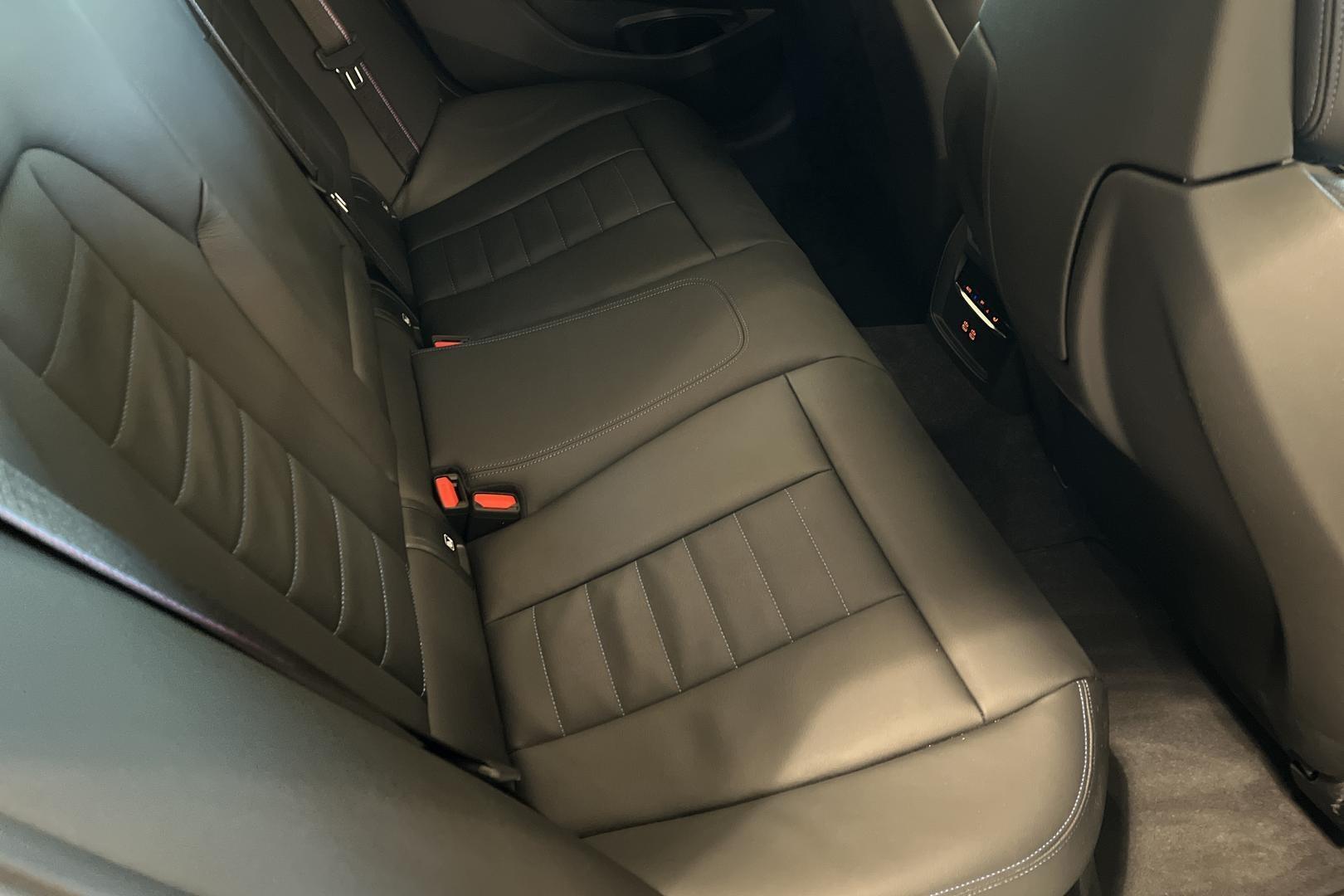 BMW 330 14