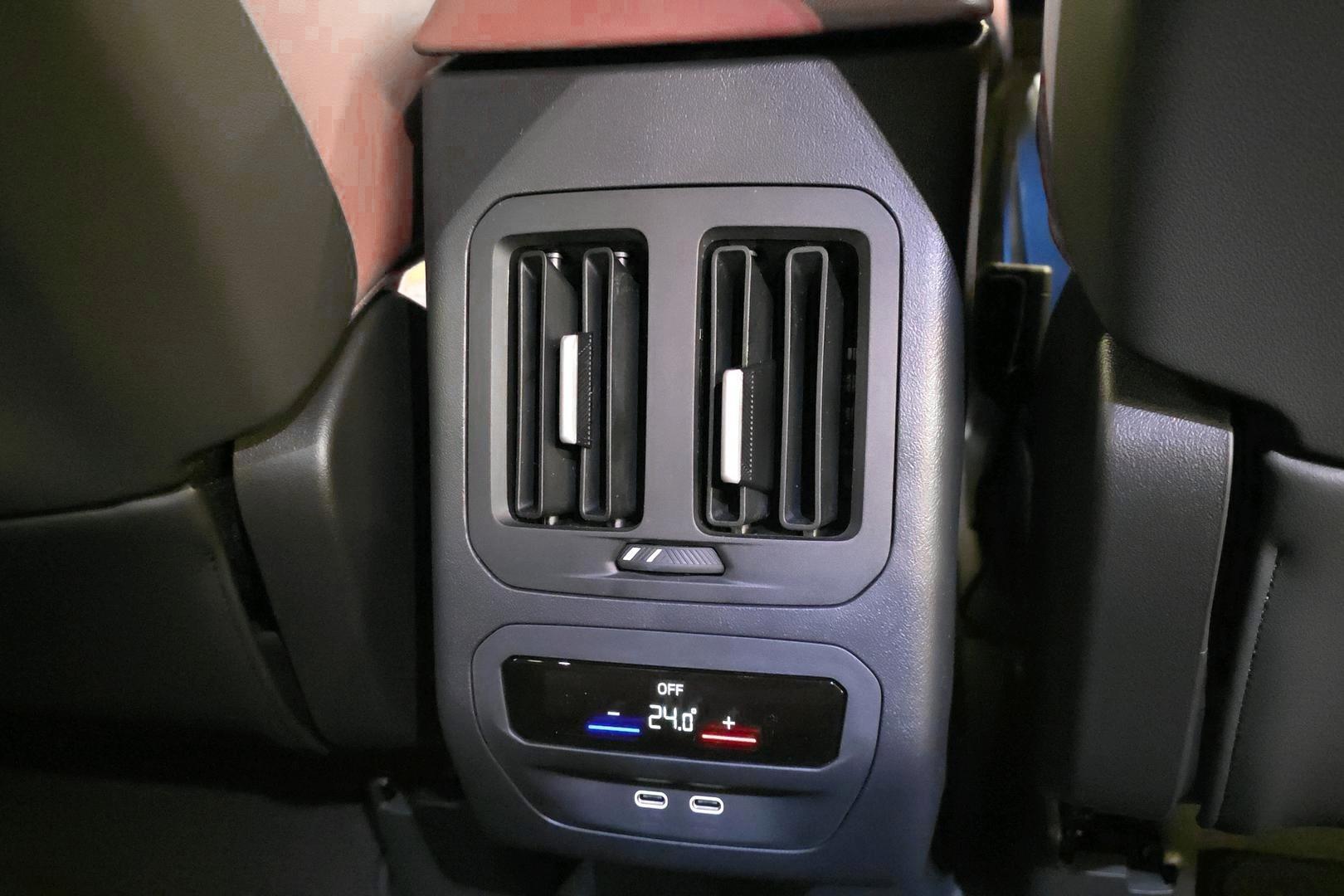 BMW iX3 2026