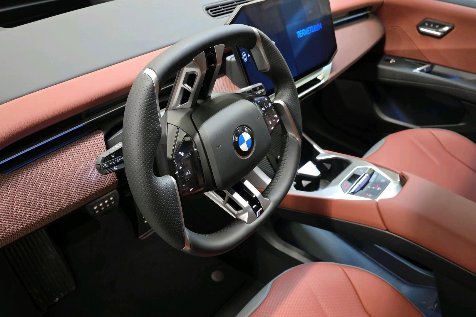 BMW iX3 2026
