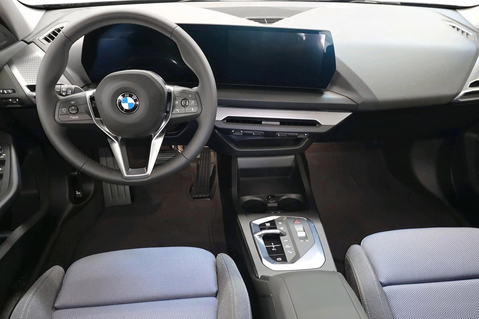 BMW 120 2026