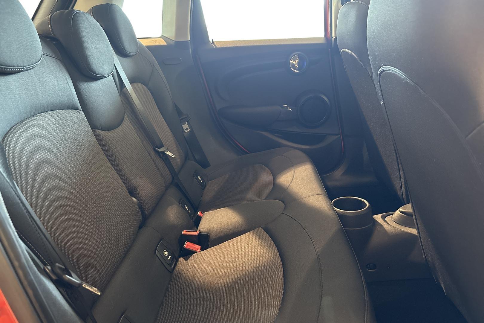 MINI Hatchback 2018