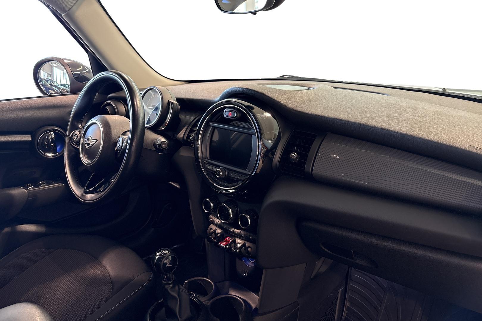MINI Hatchback 2018
