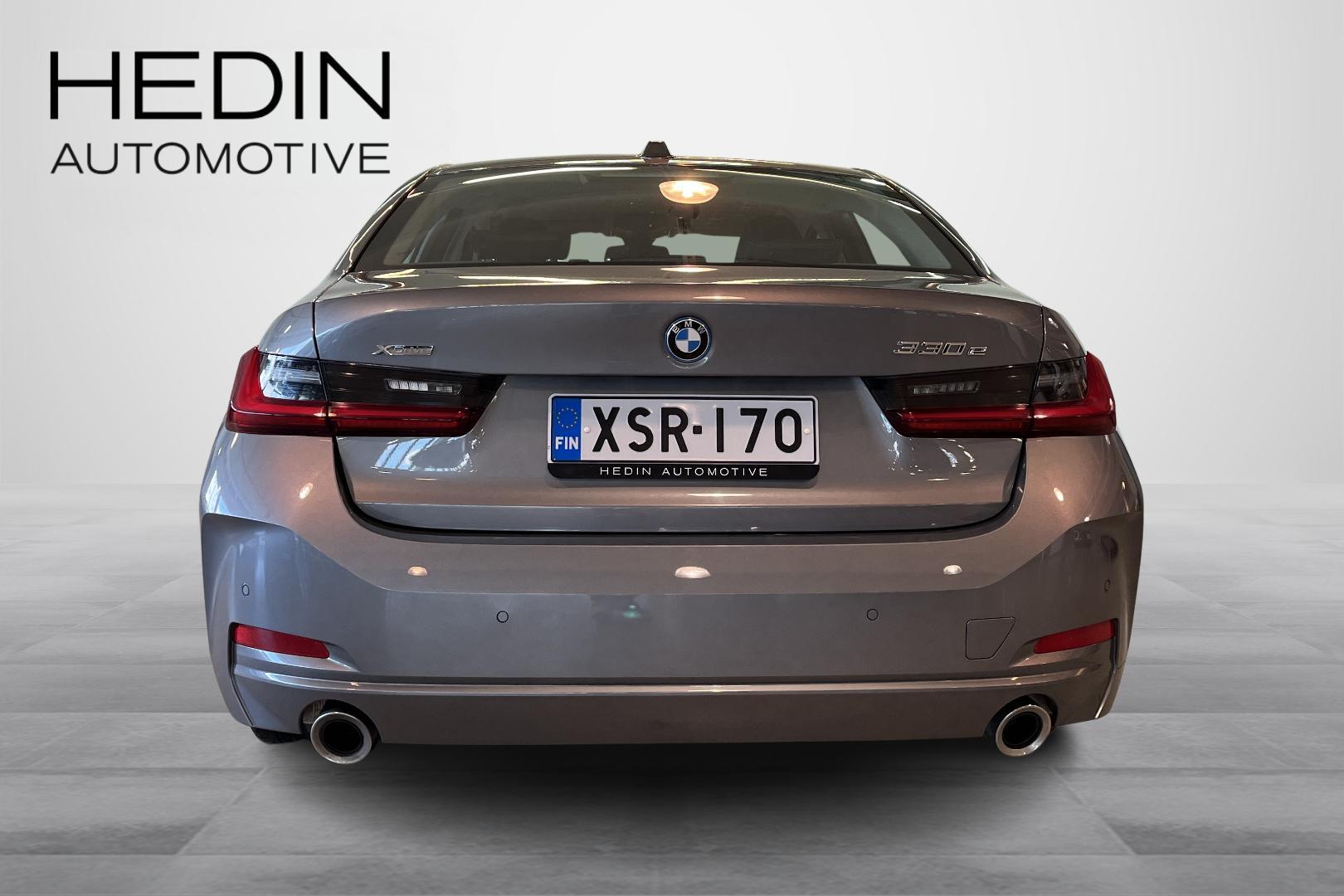 BMW 330 2024