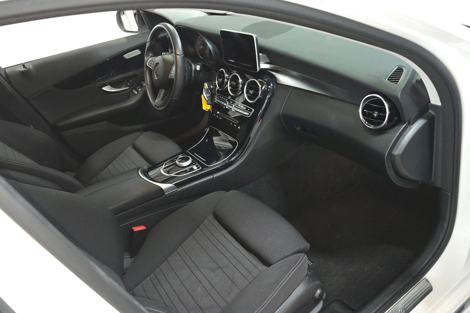 MERCEDES-BENZ C 2017