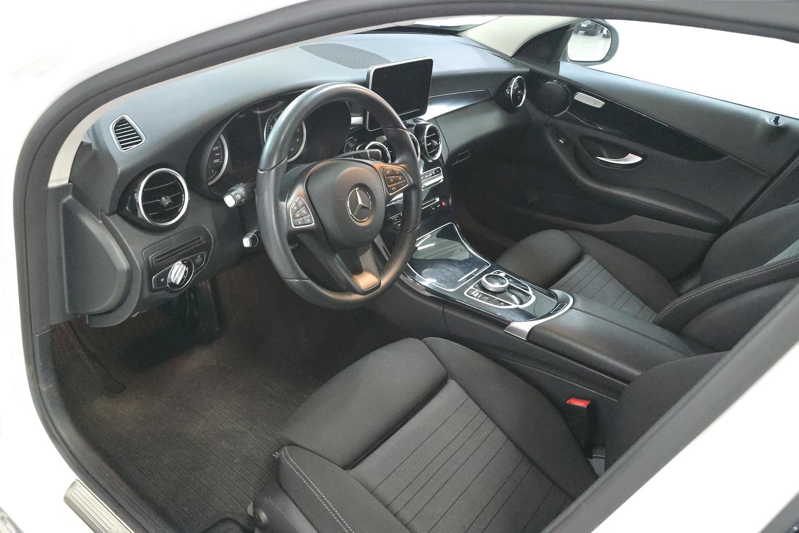 MERCEDES-BENZ C 2017