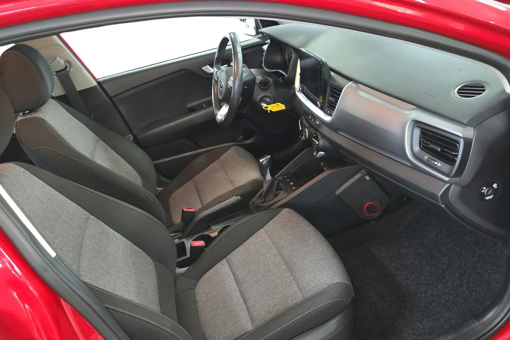 KIA STONIC 12