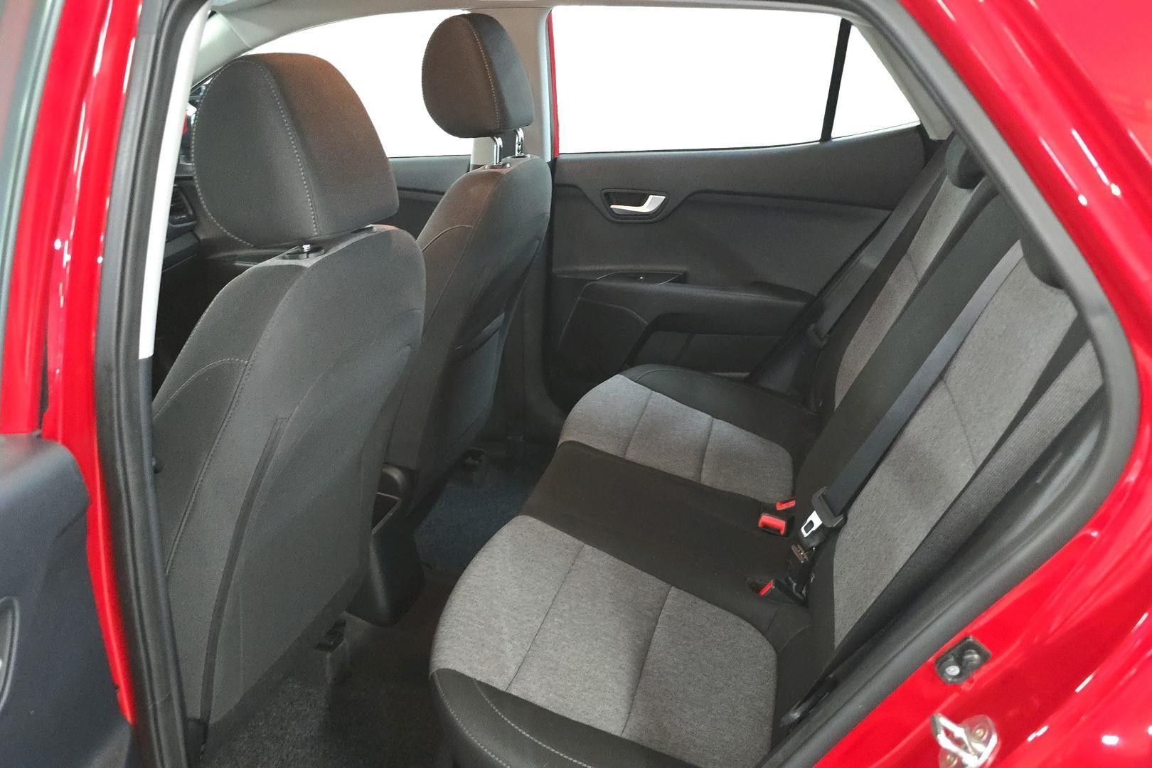 KIA STONIC 9