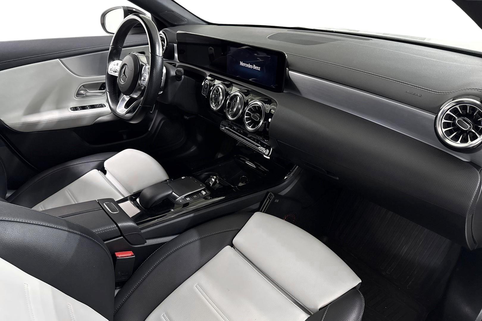 Mercedes-Benz CLA 2021