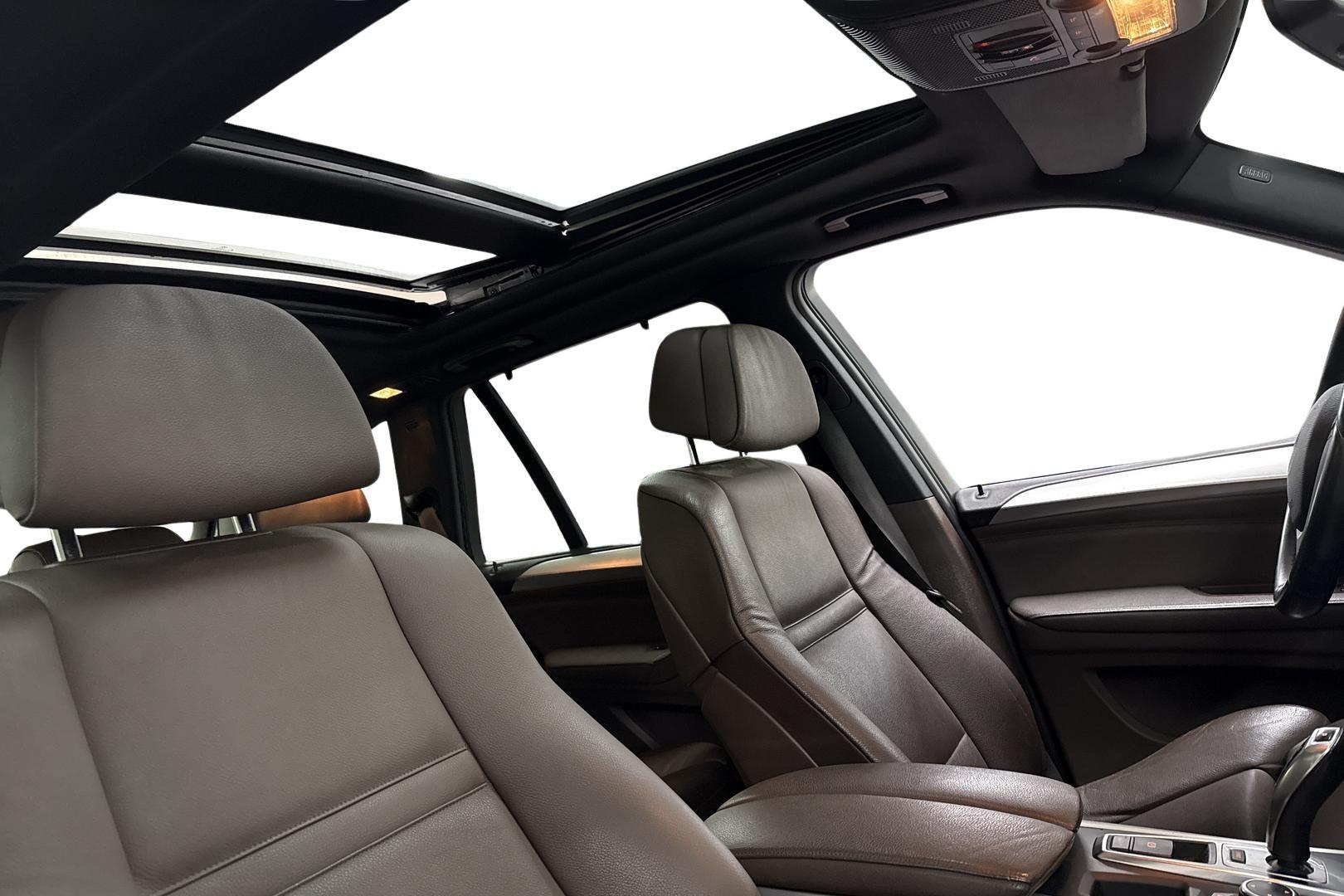 BMW X5 2011