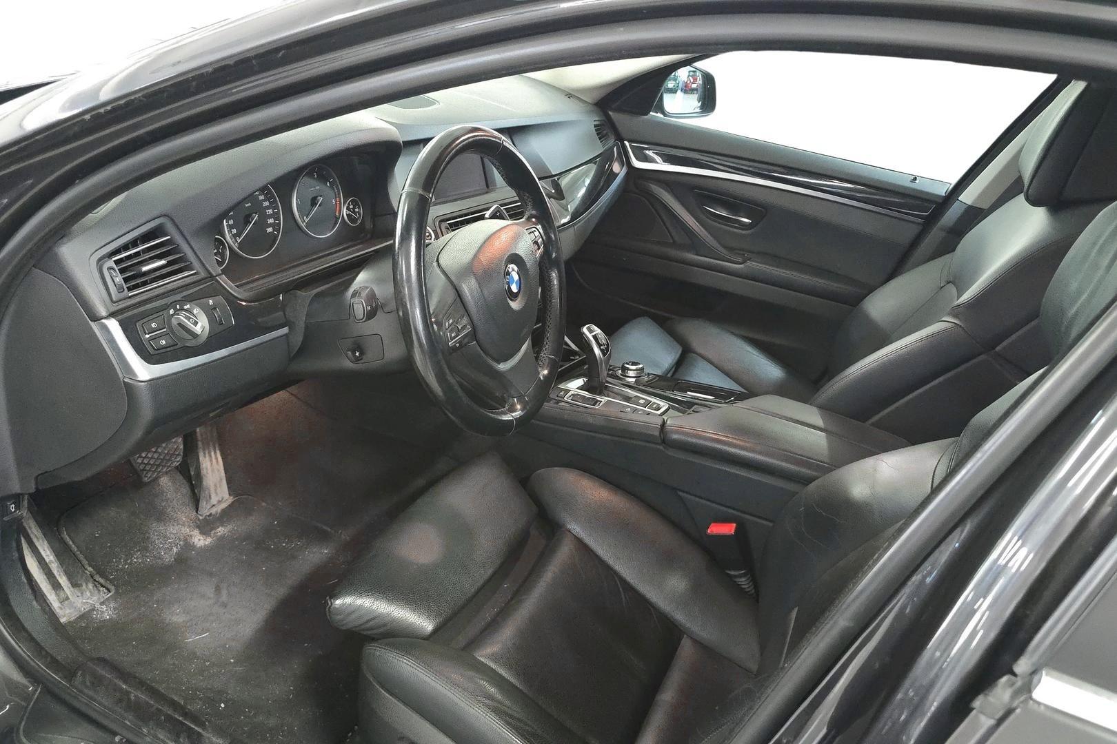 BMW 530 2011