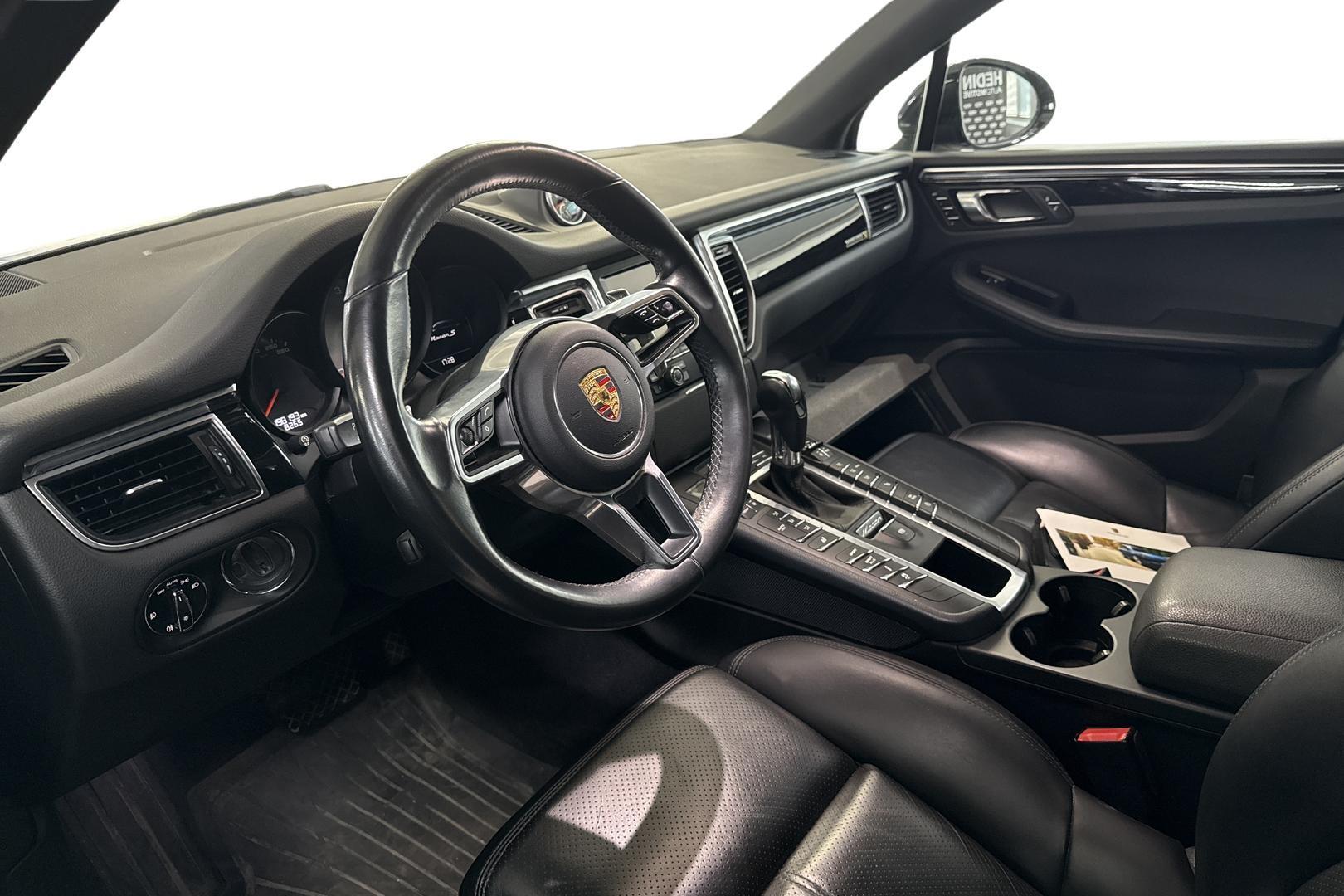 Porsche Macan 2015