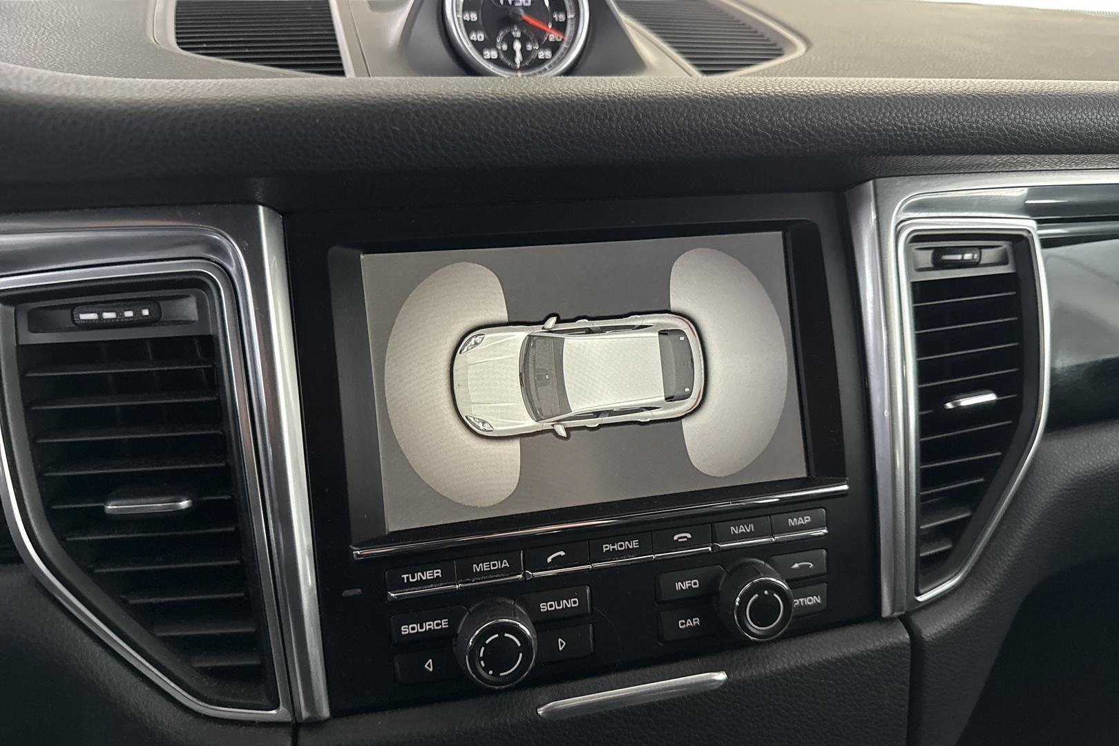 Porsche Macan 2015