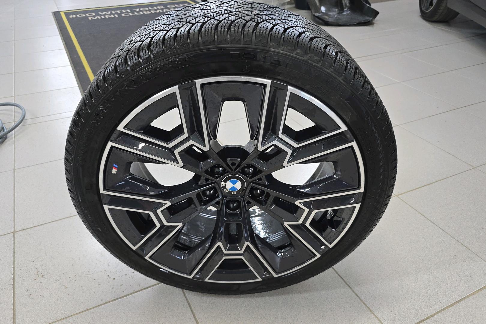 BMW 550 2026