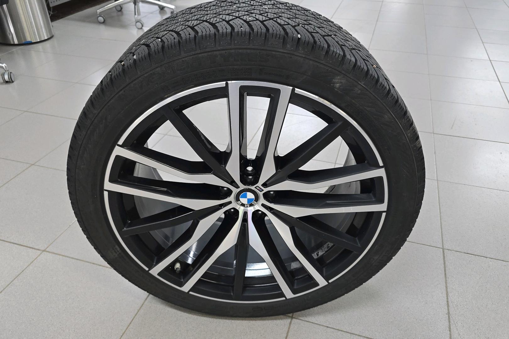BMW X5 2021
