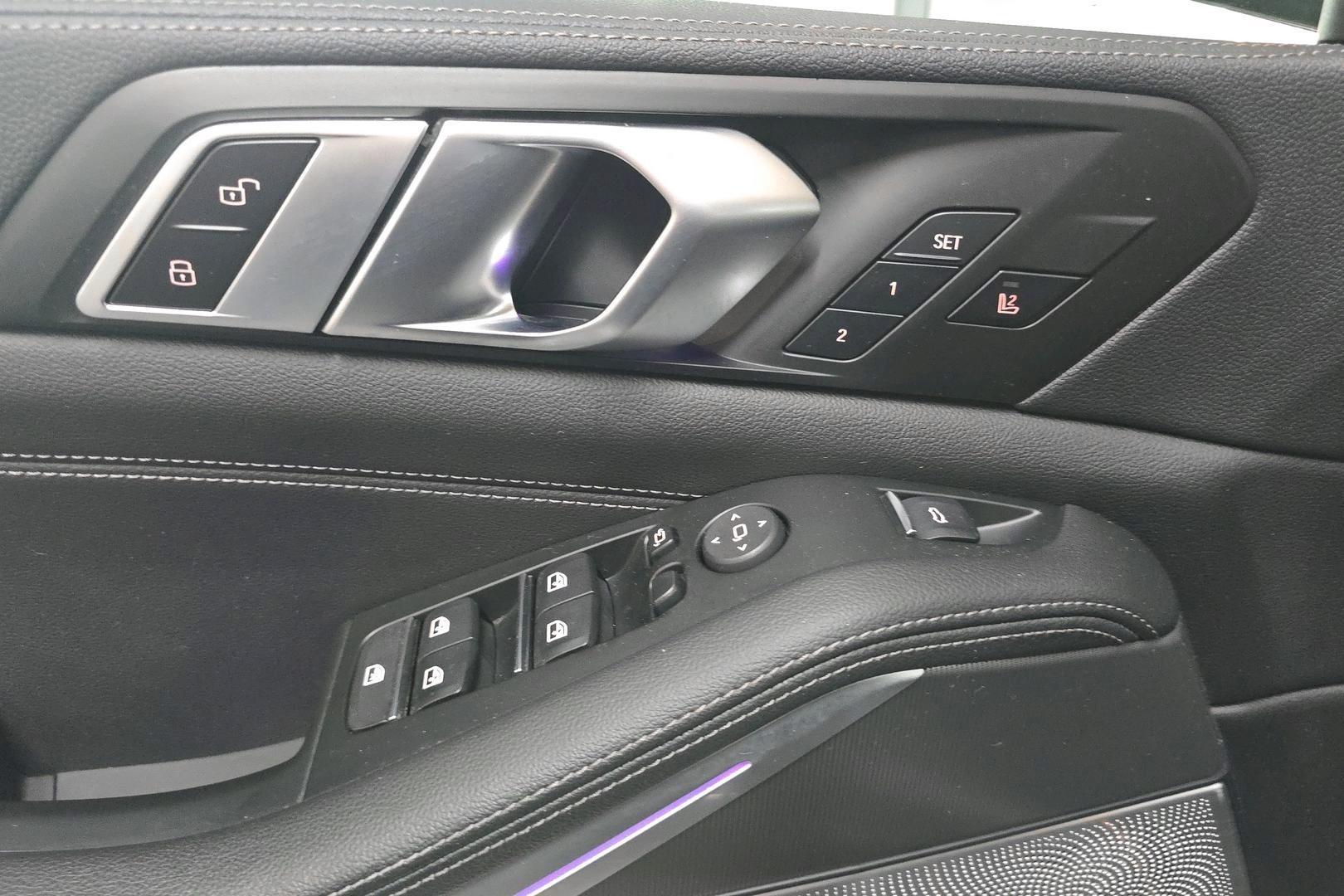 BMW X5 2021