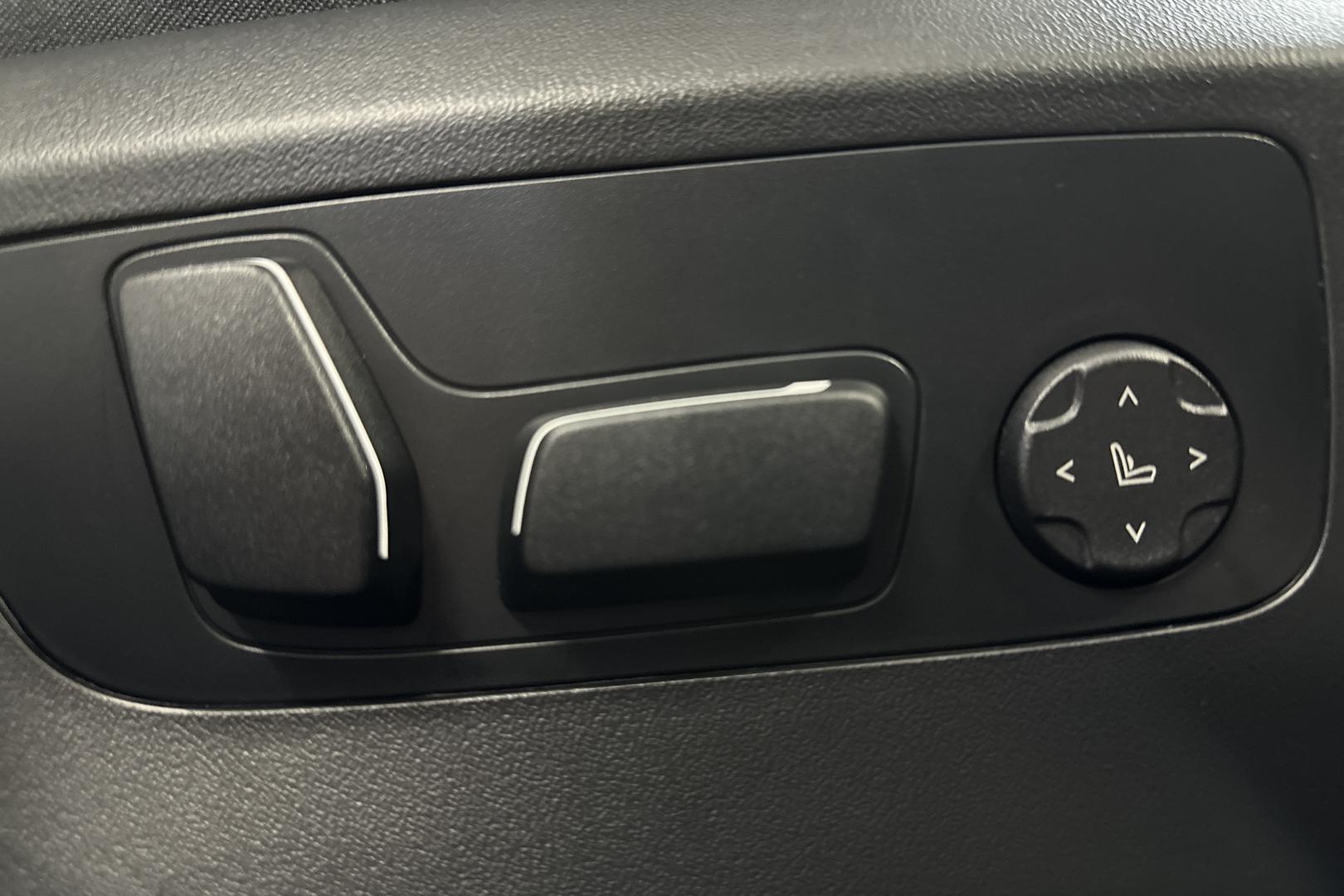 BMW i5 13