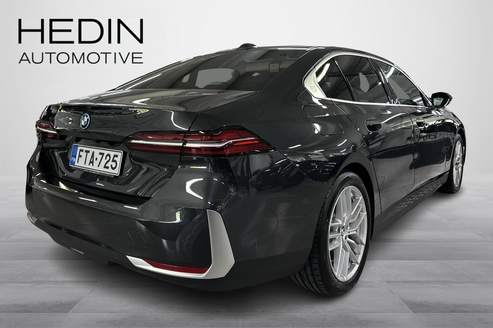 BMW i5 2