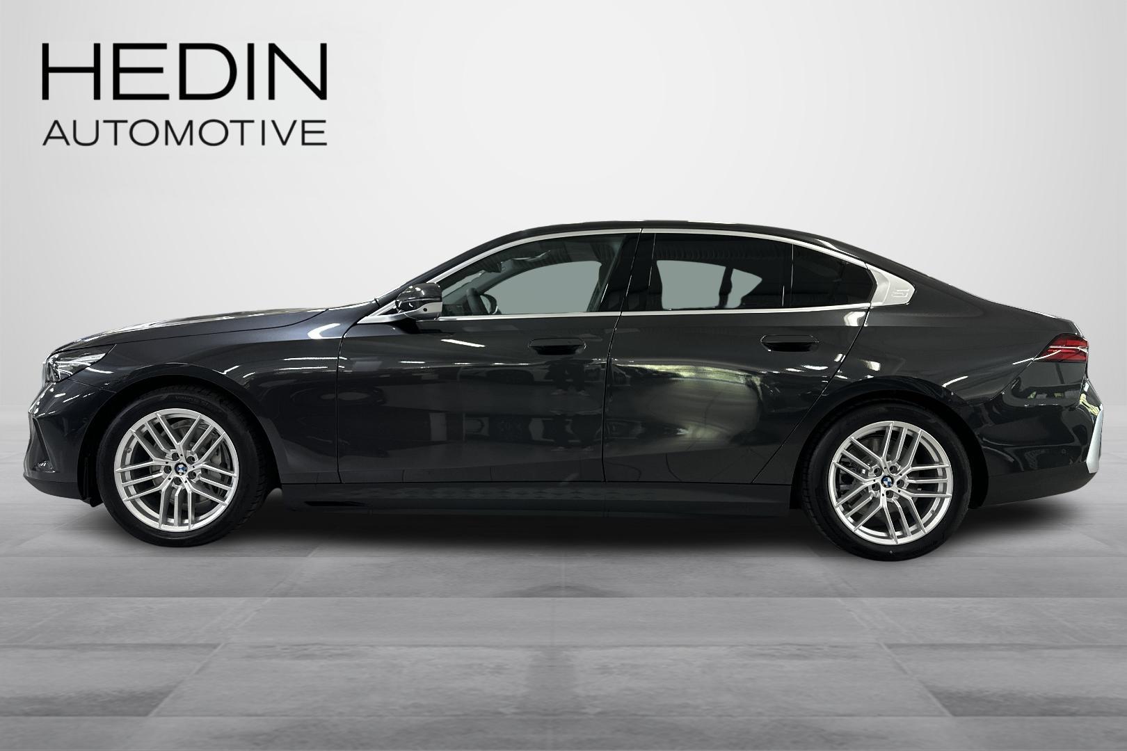 BMW i5 5