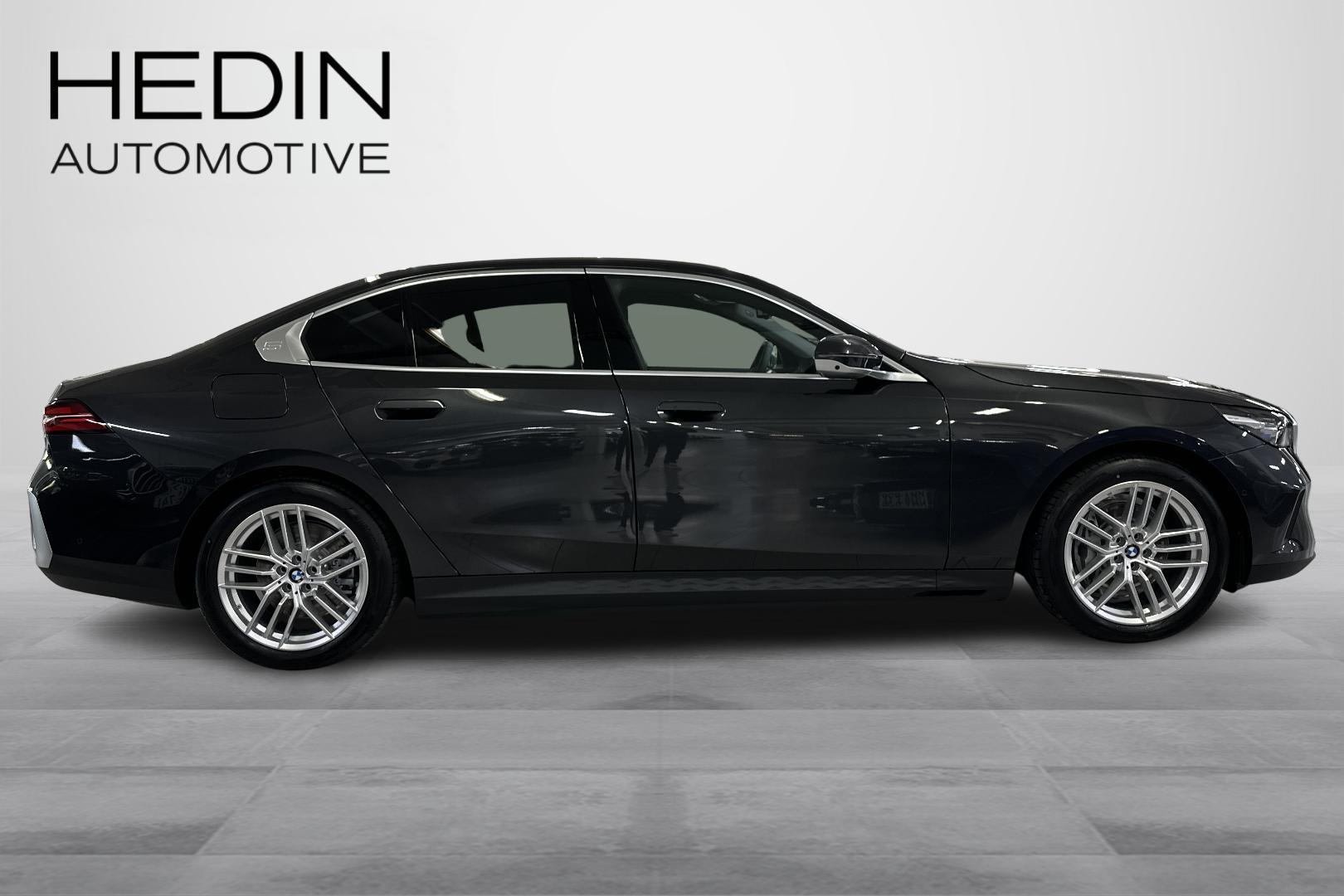 BMW i5 6