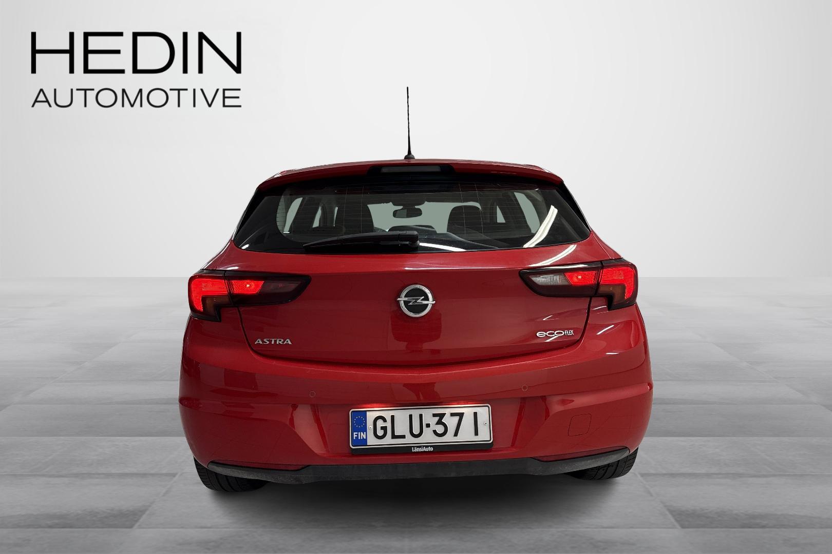 Opel Astra 2015