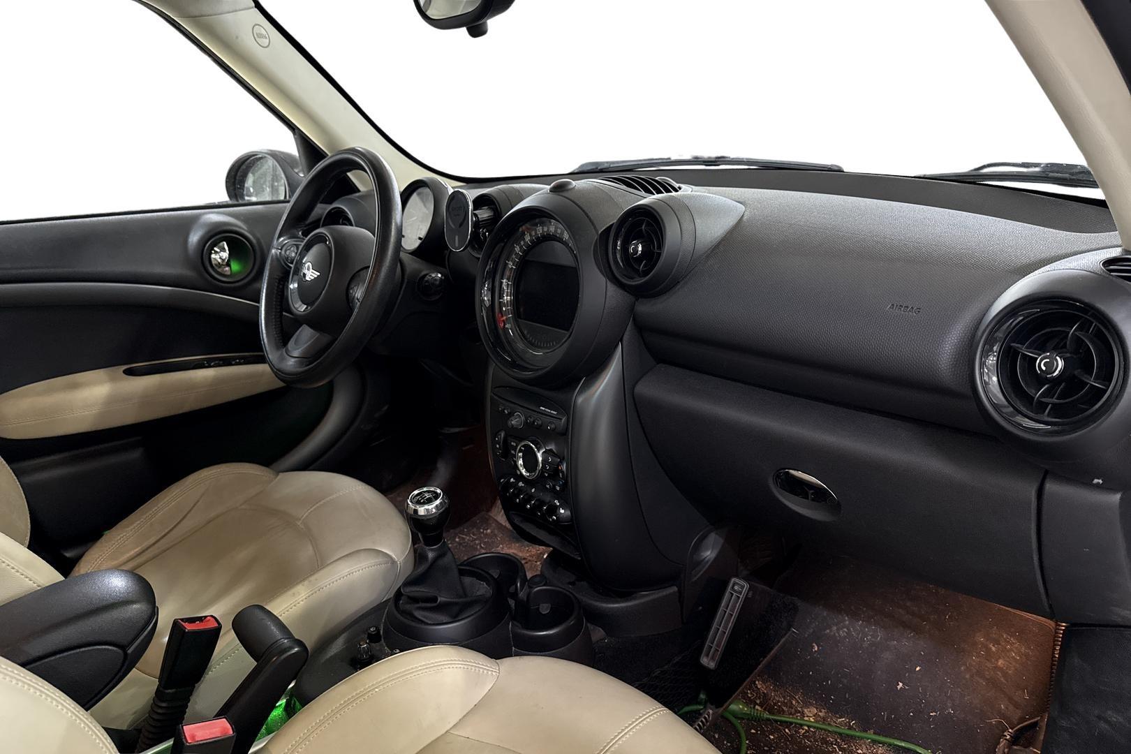 MINI Countryman 2016