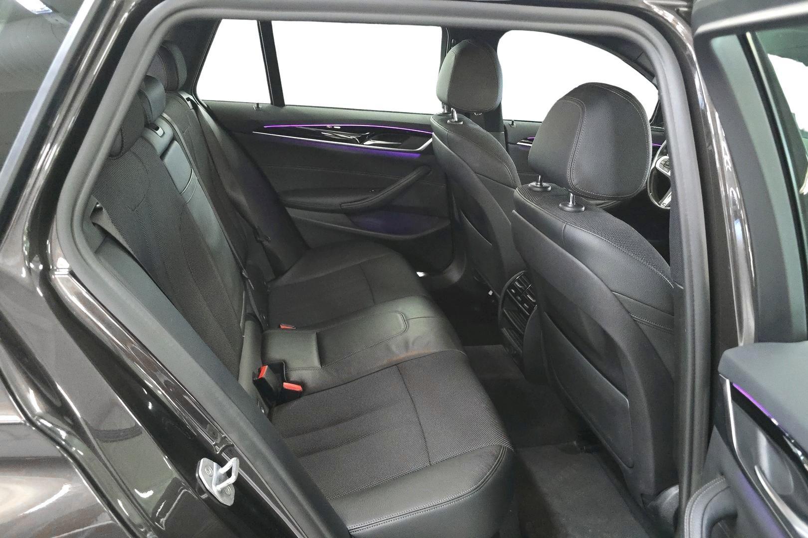BMW 518 2019