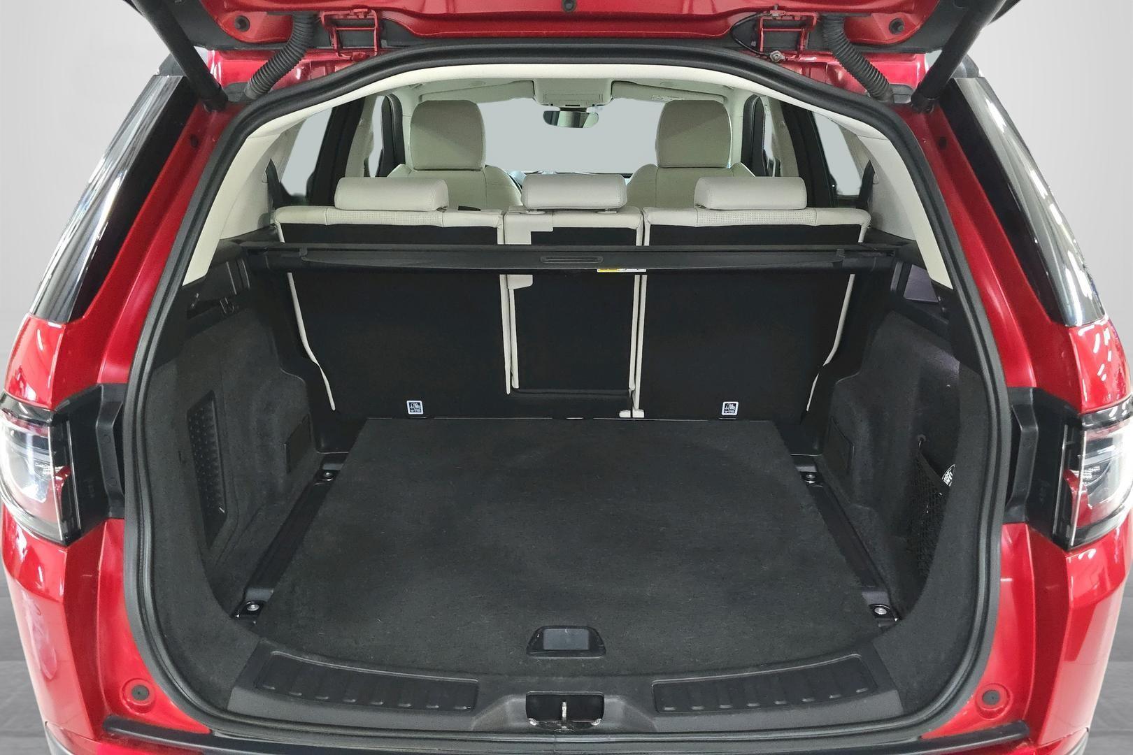 Land Rover Discovery Sport 2021