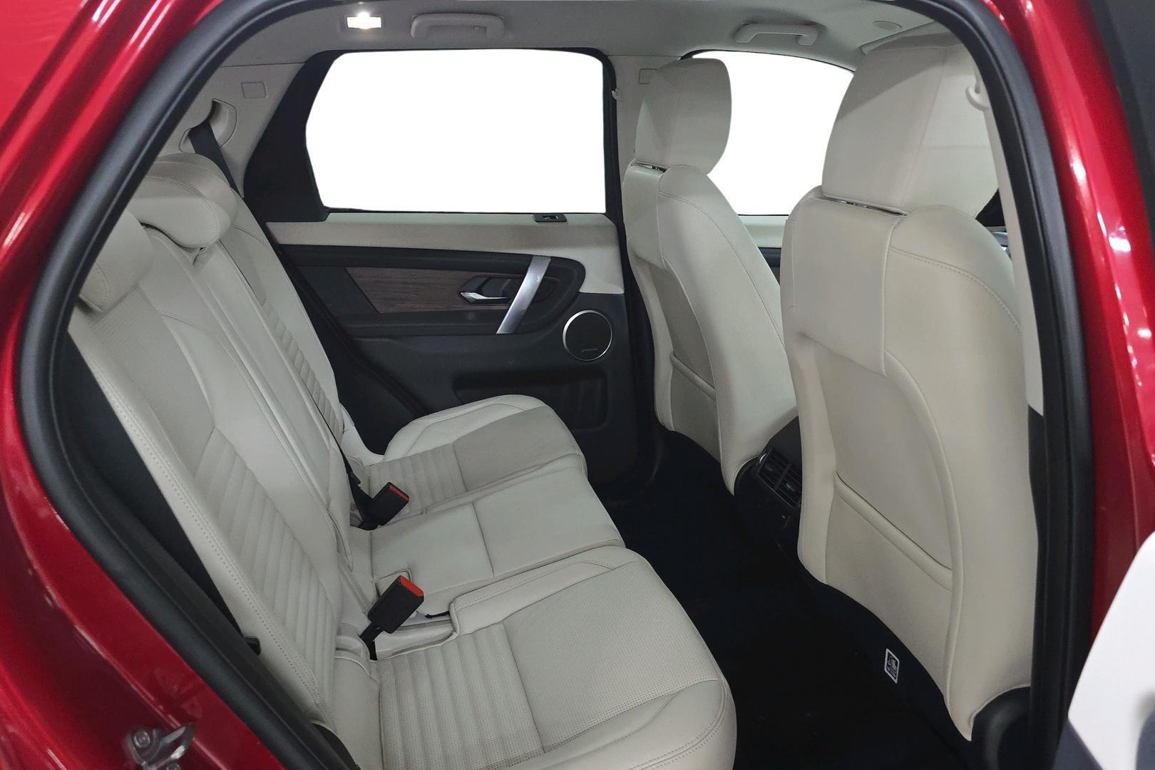 Land Rover Discovery Sport 2021