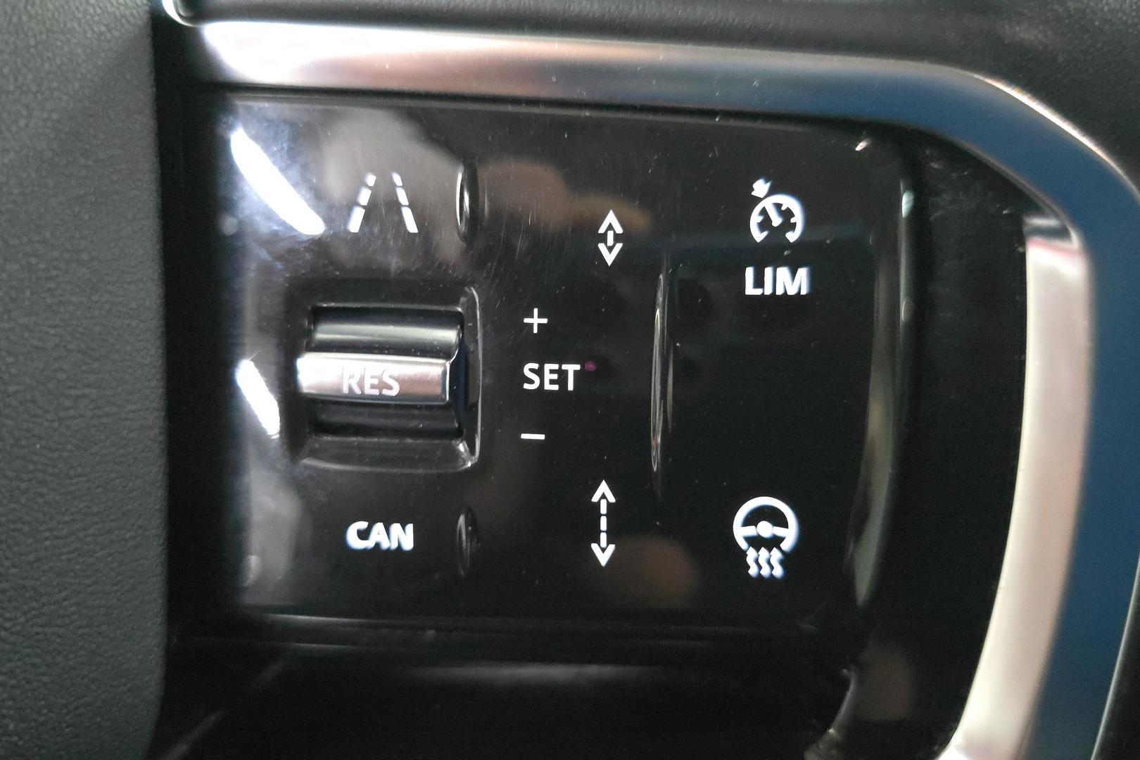 Land Rover Discovery Sport 2021