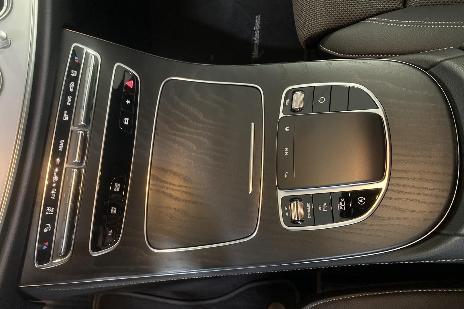 Mercedes-Benz E 2023