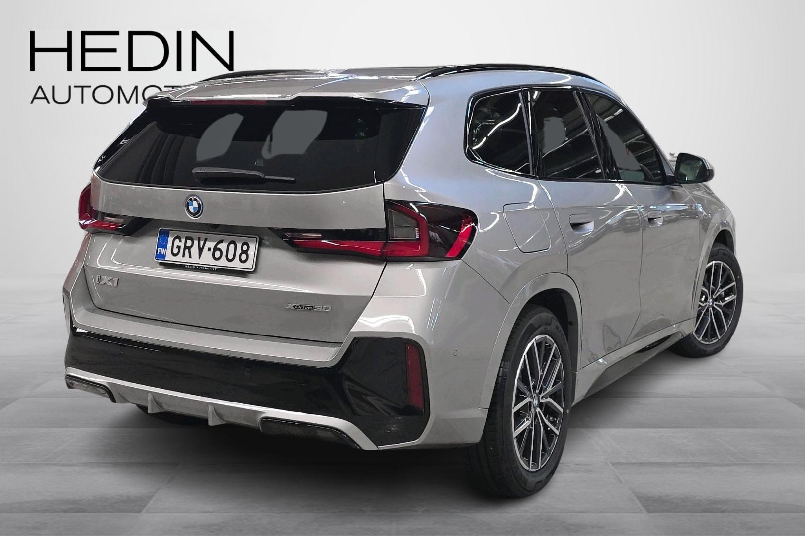 BMW iX1 2026