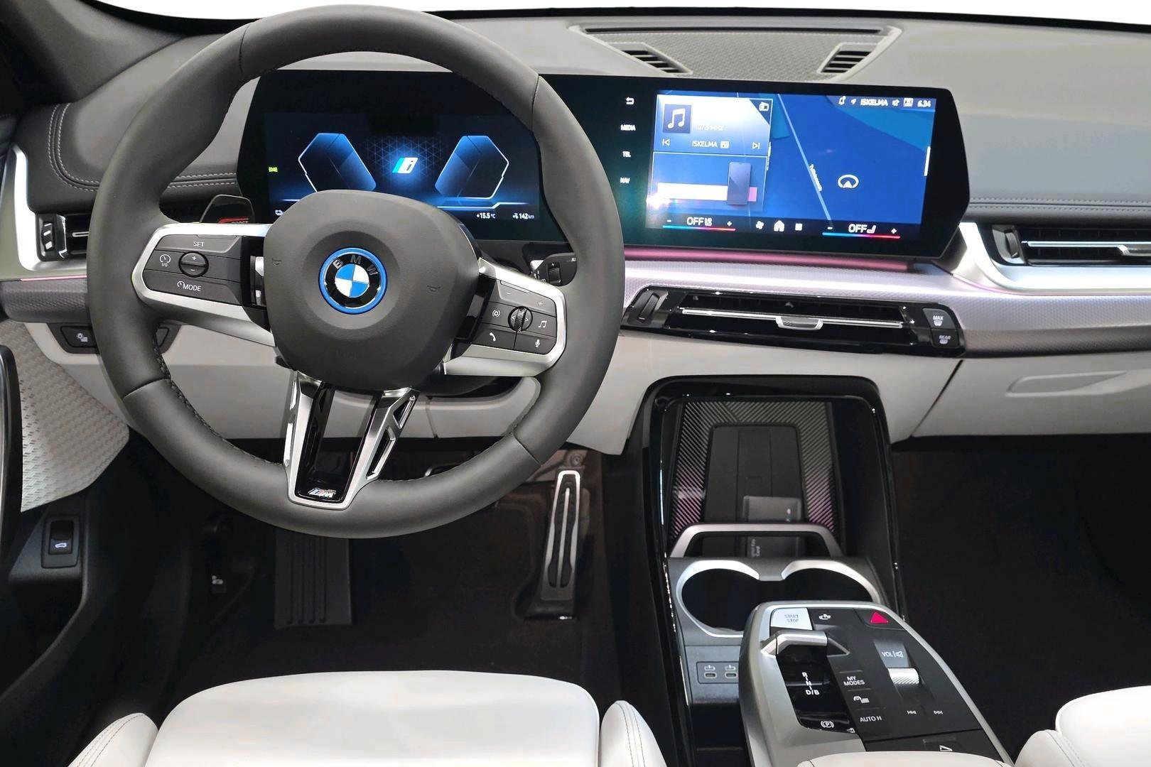 BMW iX1 2026