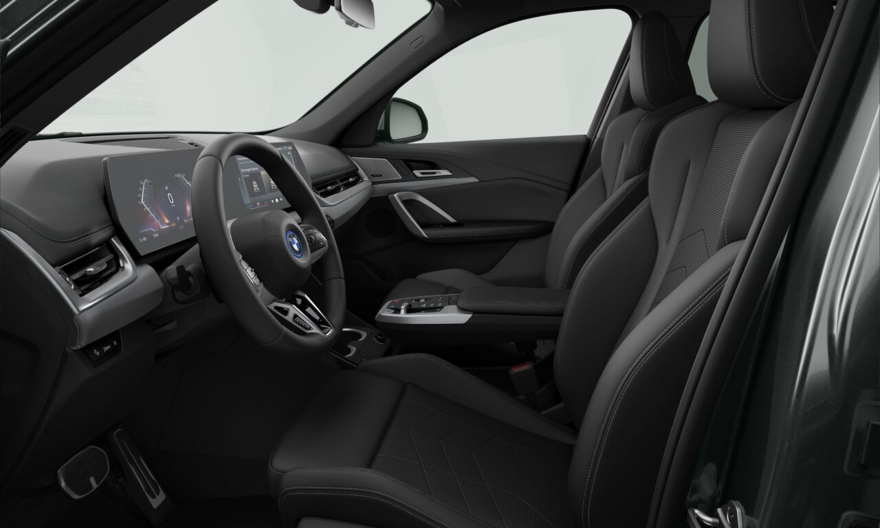 BMW iX1 7