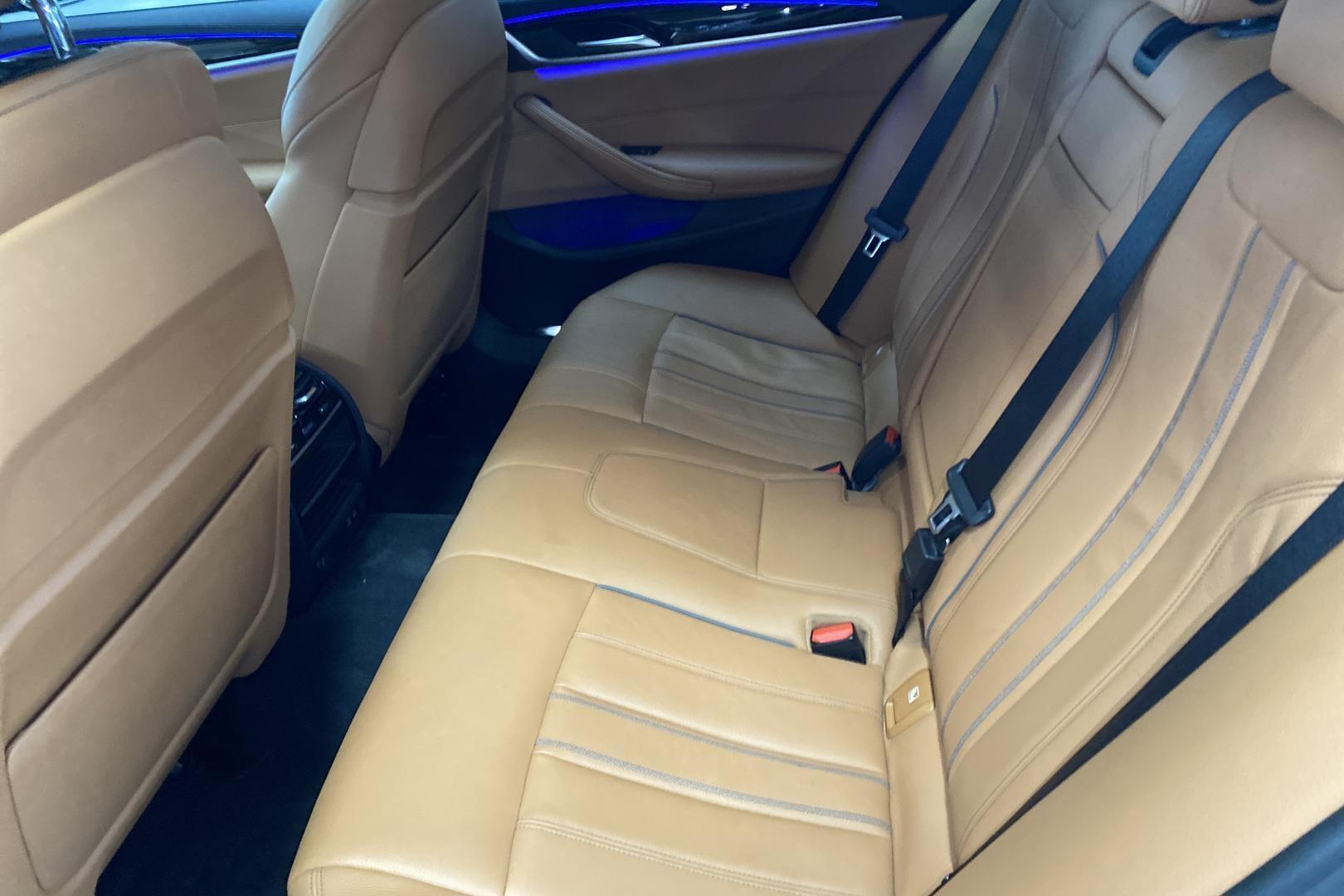 BMW 530 2019