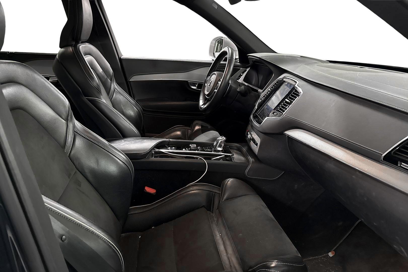 VOLVO XC90 2019
