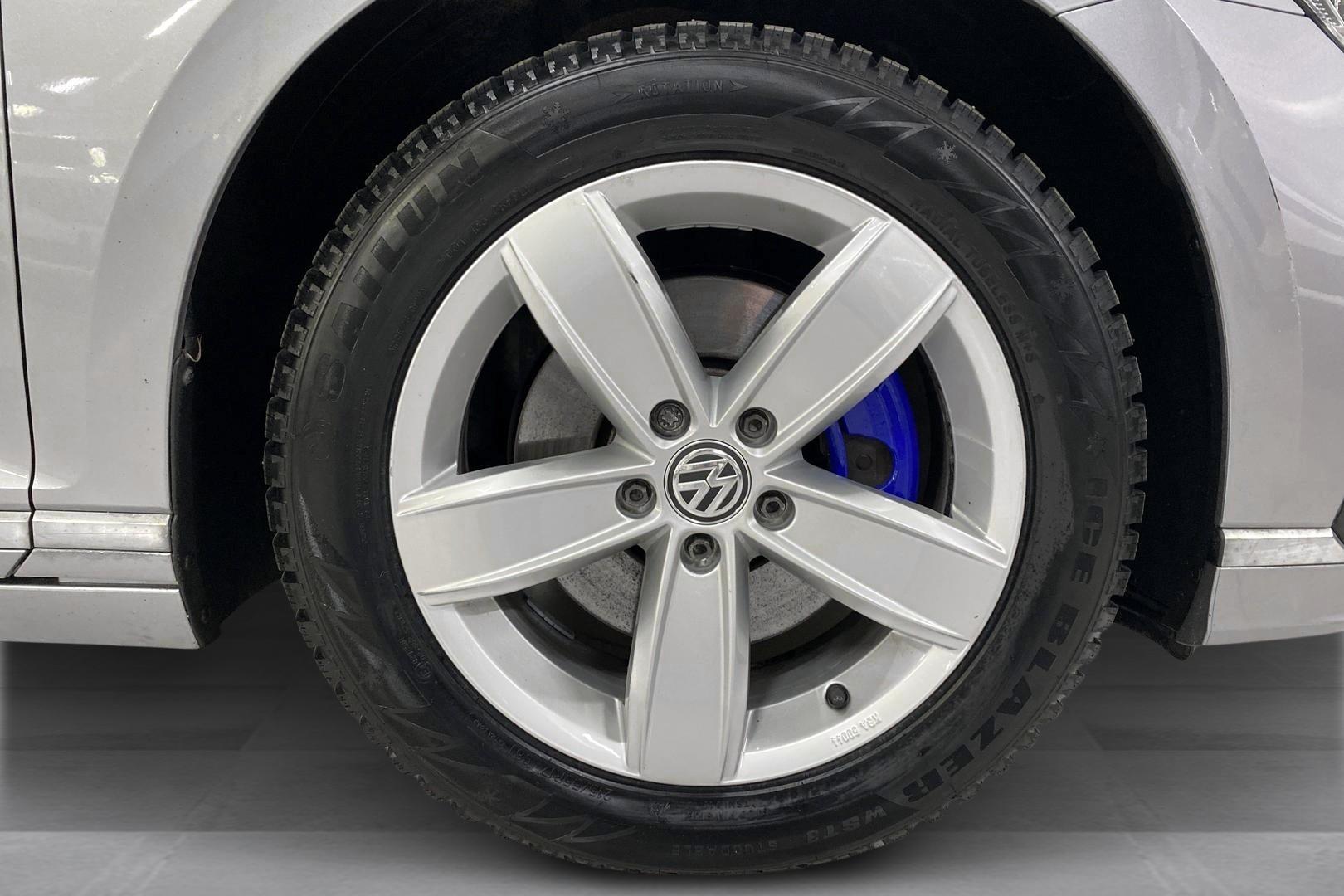 VOLKSWAGEN PASSAT 2020