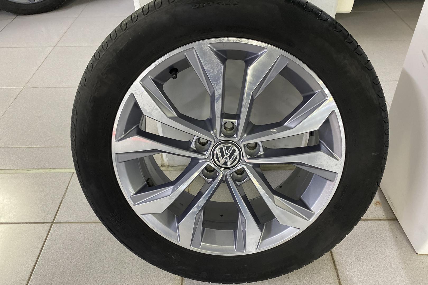 VOLKSWAGEN PASSAT 2020