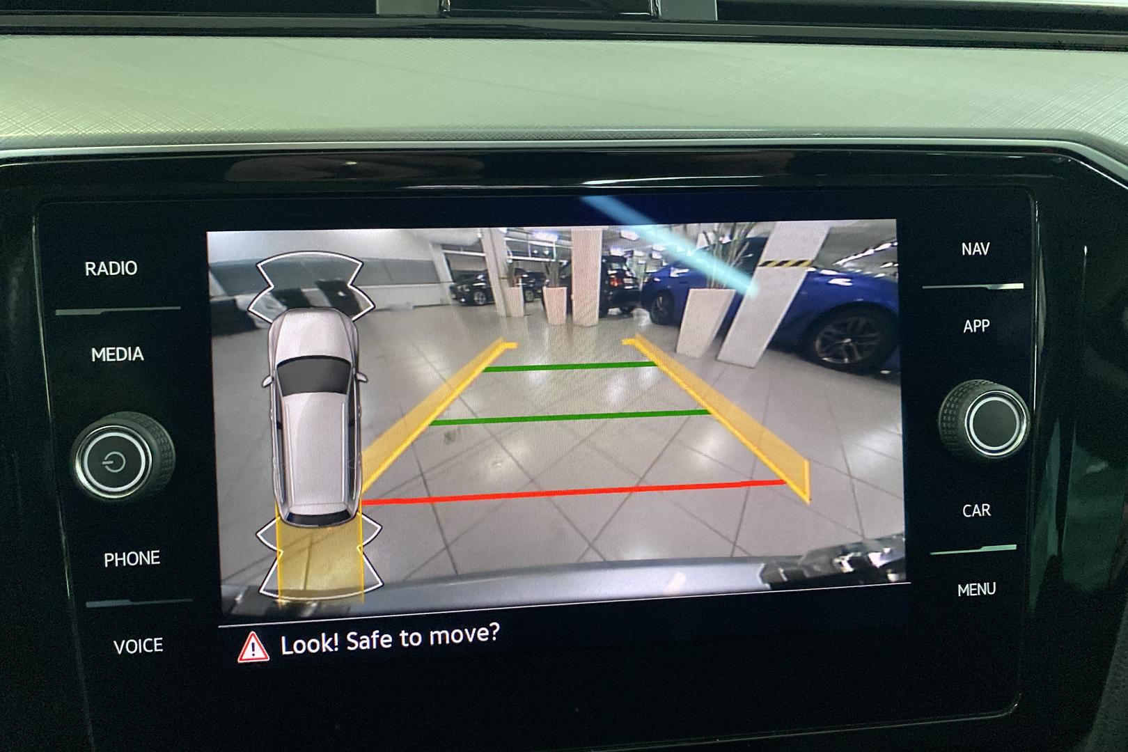 VOLKSWAGEN PASSAT 2020