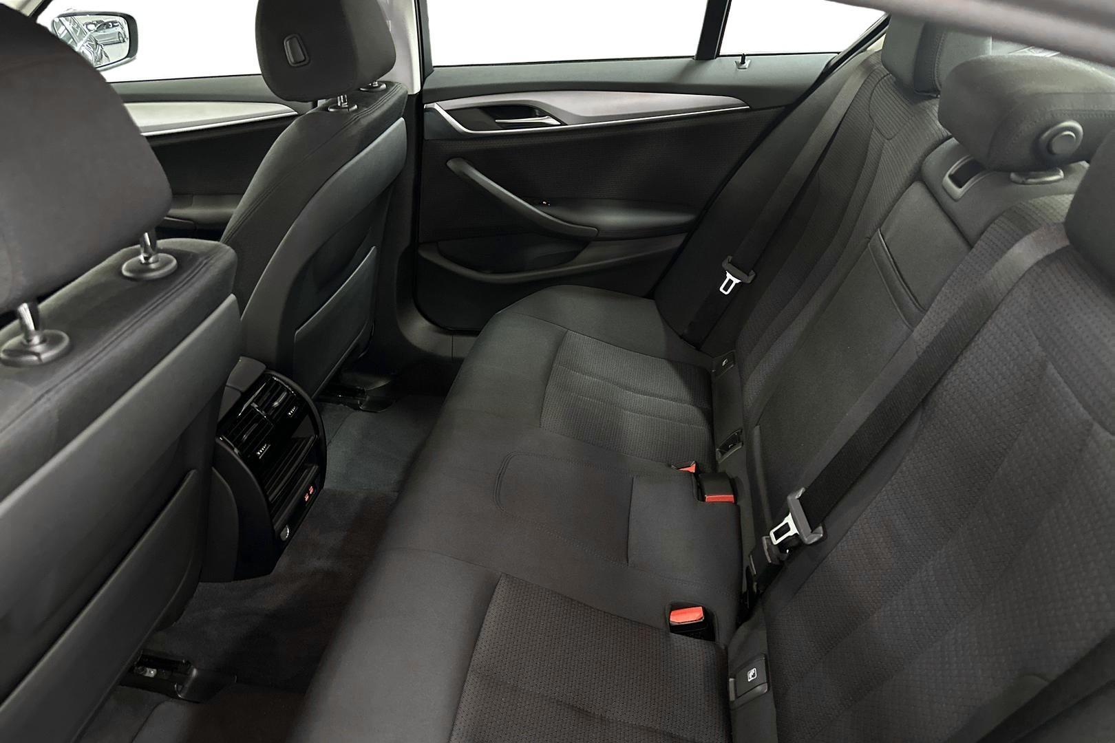 BMW 530 2021