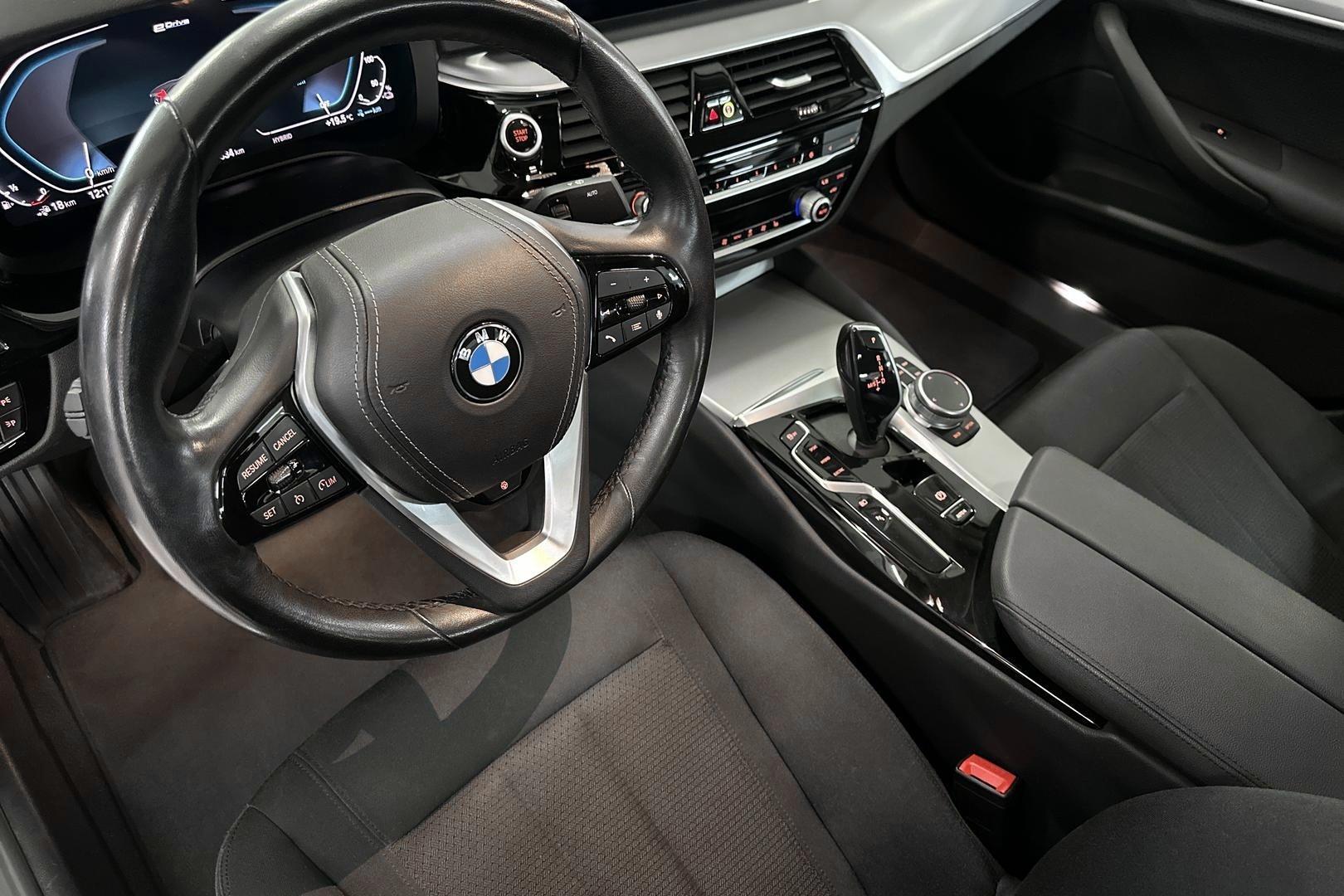BMW 530 2021