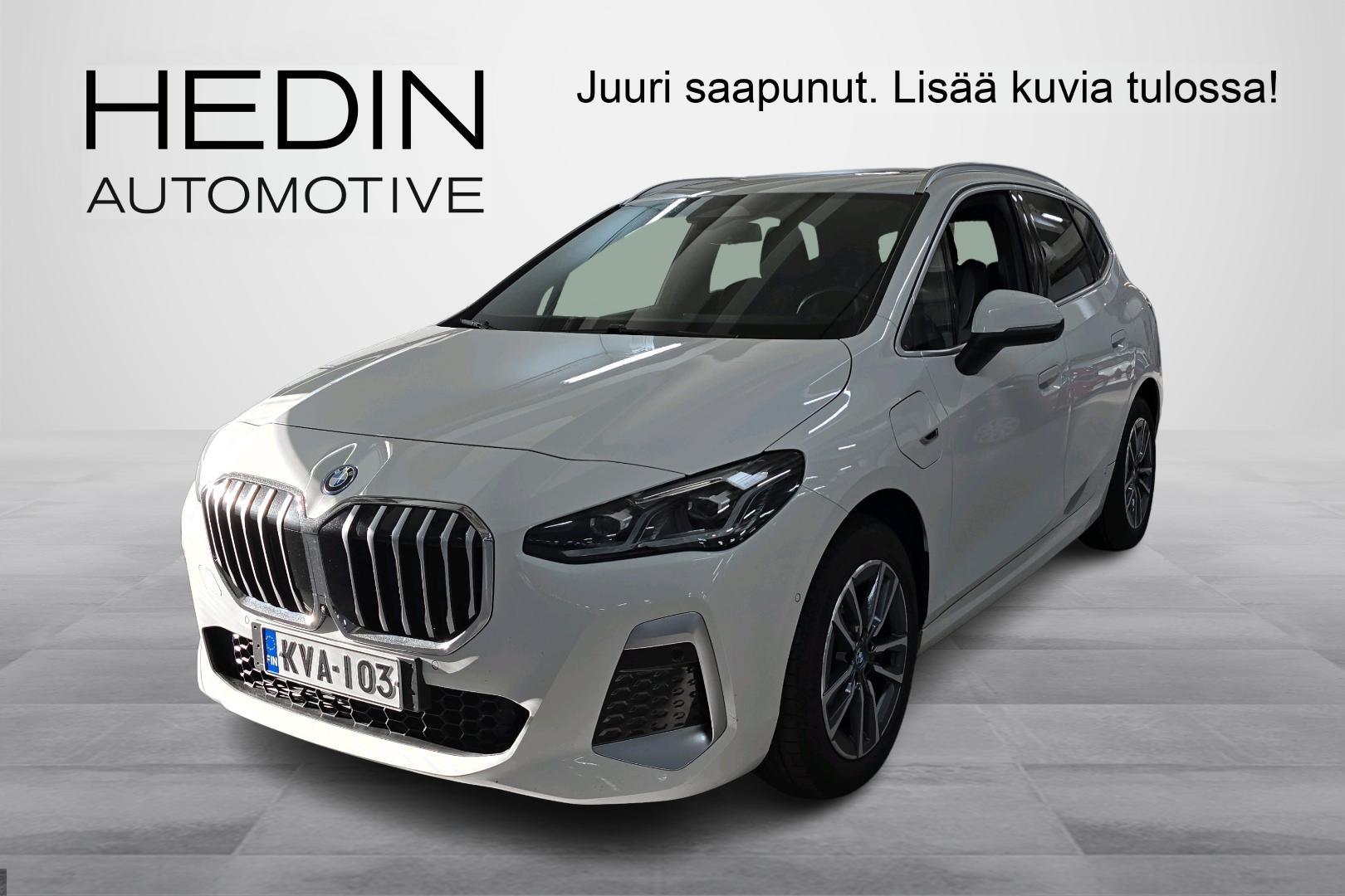BMW 230 2023