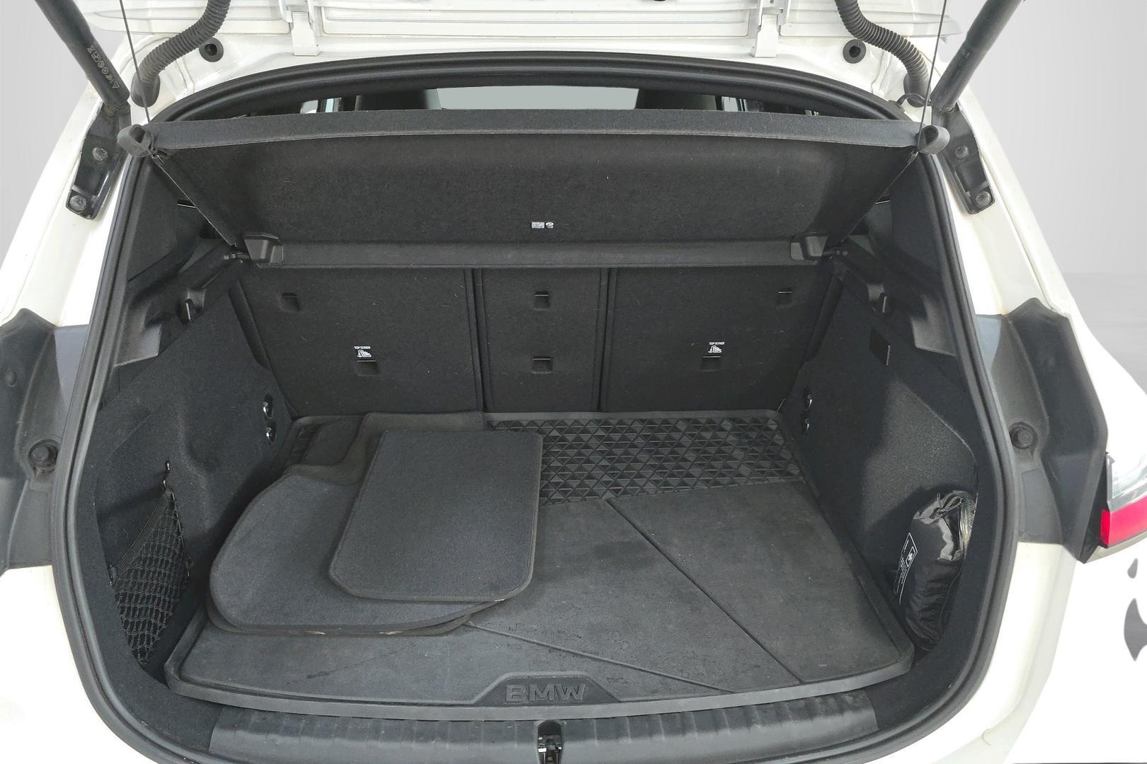 BMW 230 2023