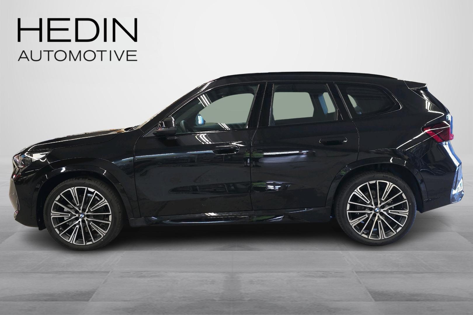 BMW iX1 5