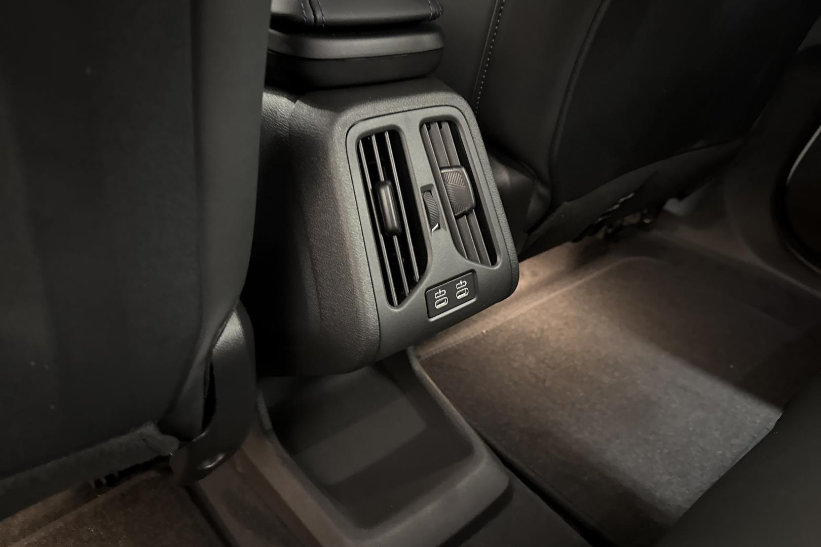 BMW iX1 2026