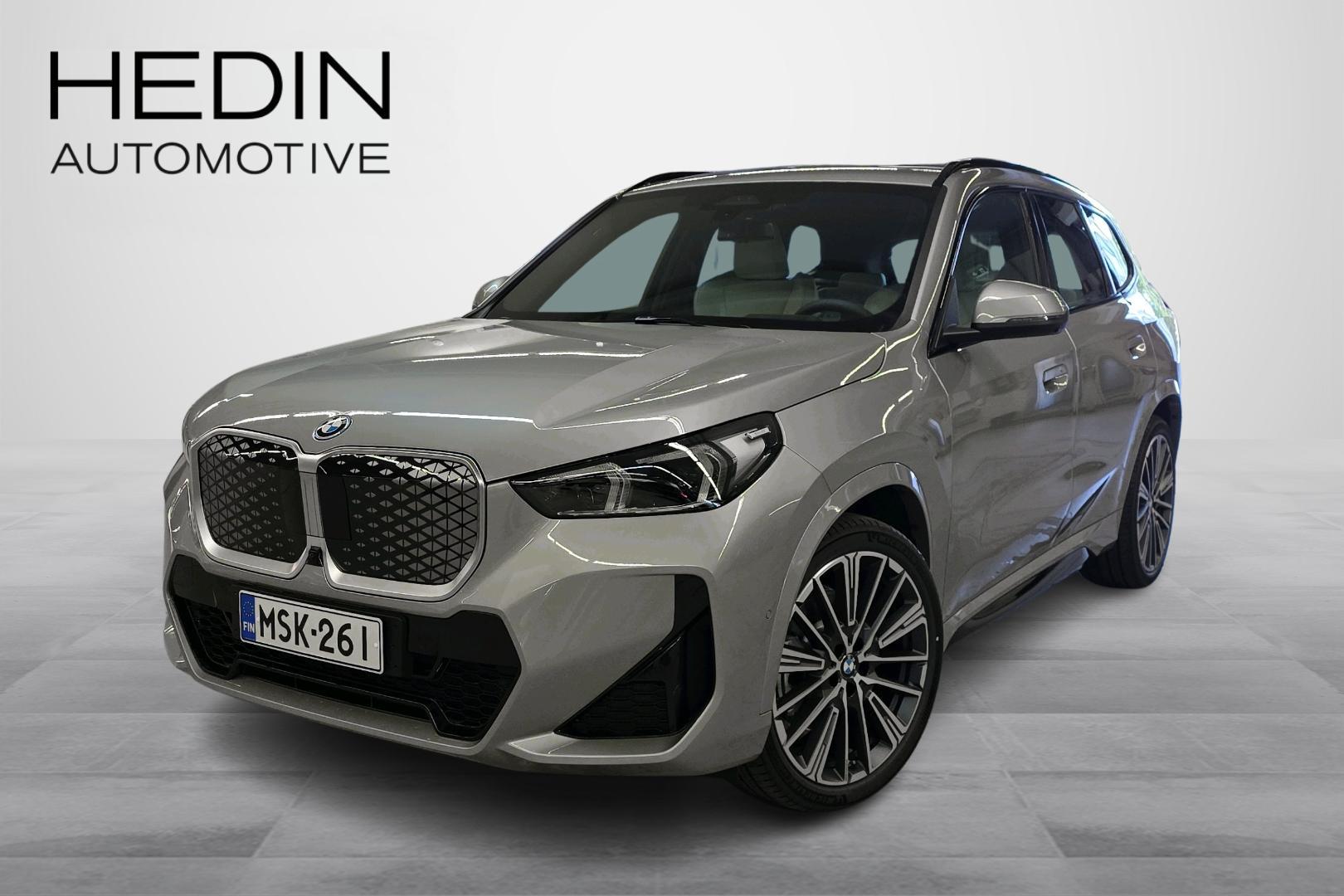 BMW iX1 1