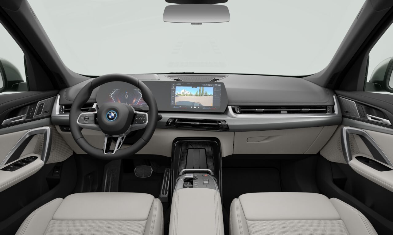 BMW iX1 4