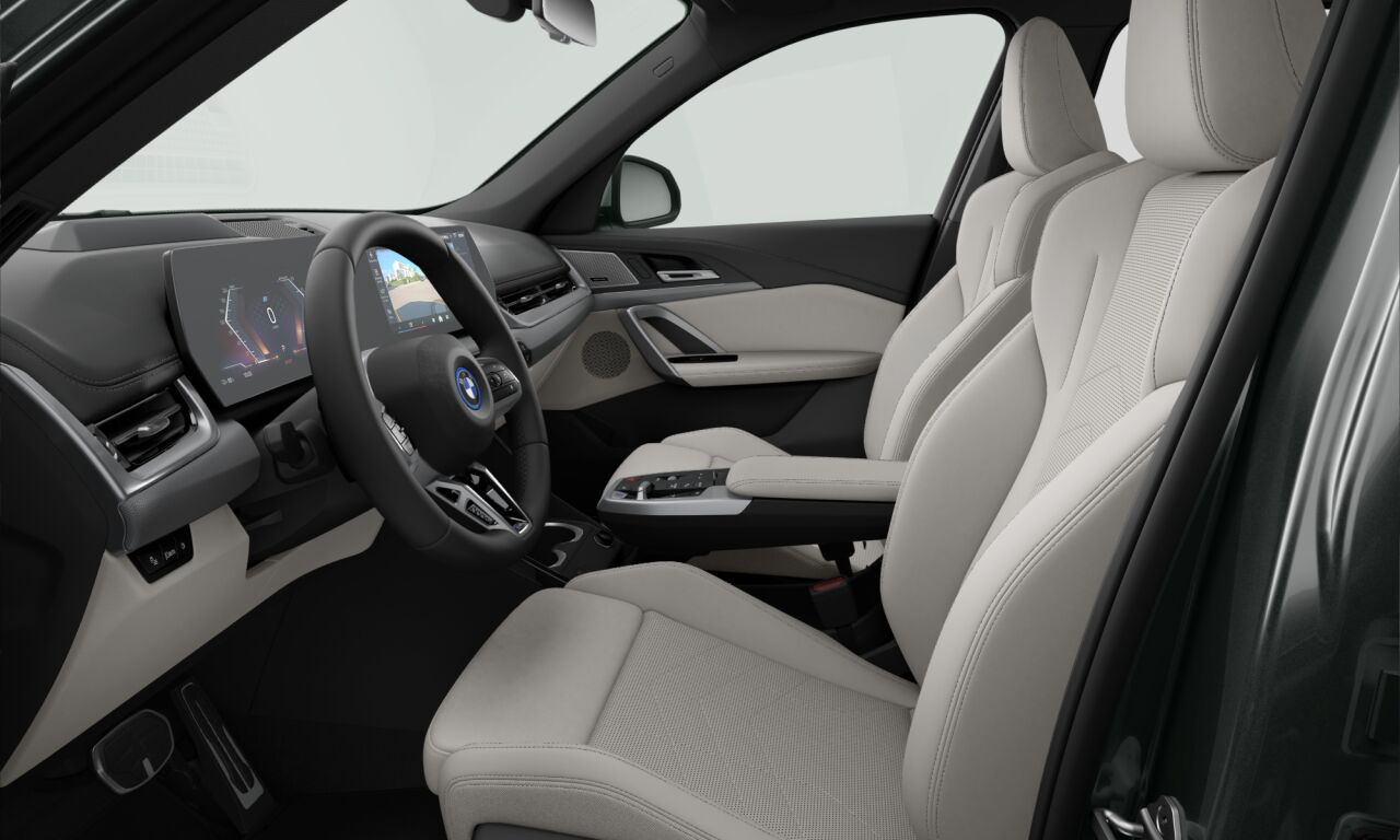BMW iX1 6