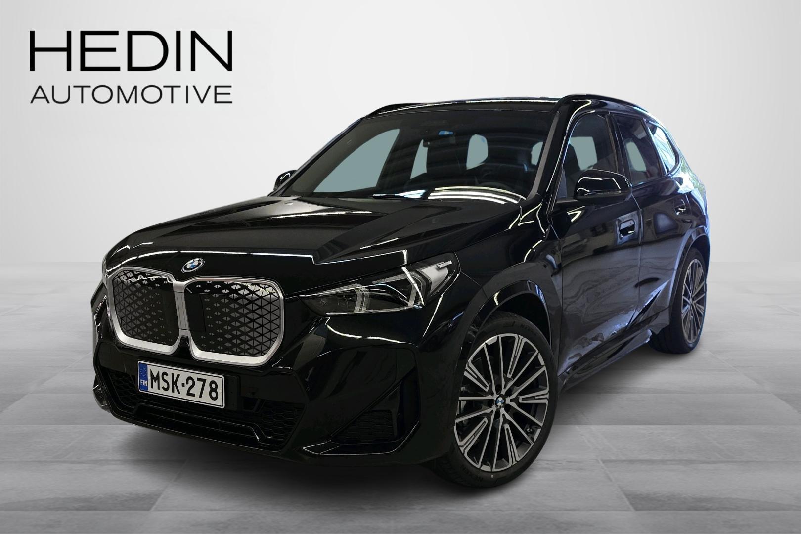 BMW iX1 1
