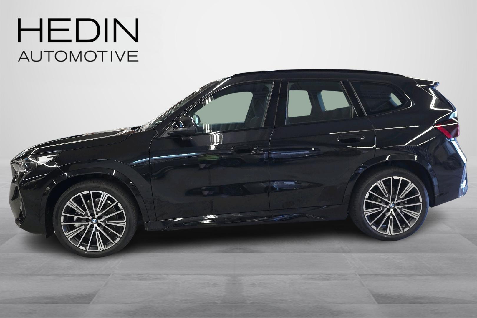 BMW iX1 7